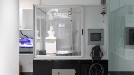 Kuka Robotic Machining Cell