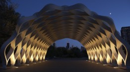 Nature Boardwalk at Lincoln Zoo Park. Photo credit: Steve Hall