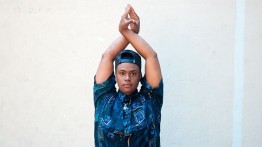 niv Acosta. Photo by Amos Mac