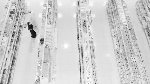 Shopping mall, Ibri - Edward Grazda, 2005